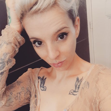 Alasti lekkinud OnlyFans-i pilt Mauditeuncensored