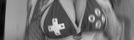 Naken läckt OnlyFans-bild av  