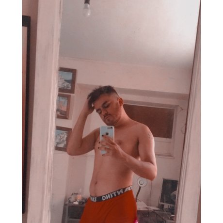 Alaston vuotanut OnlyFans-kuva Matias Alcaraz