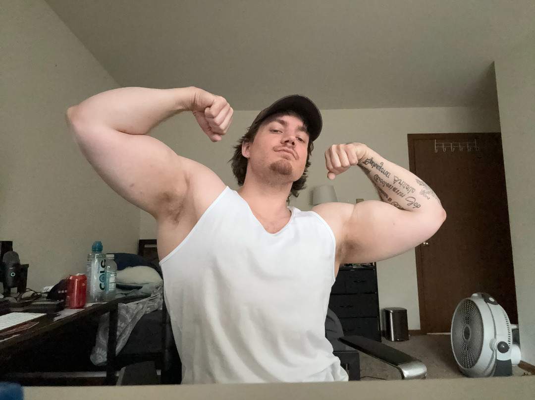 Alaston vuotanut OnlyFans-kuva Masterultimategod #1