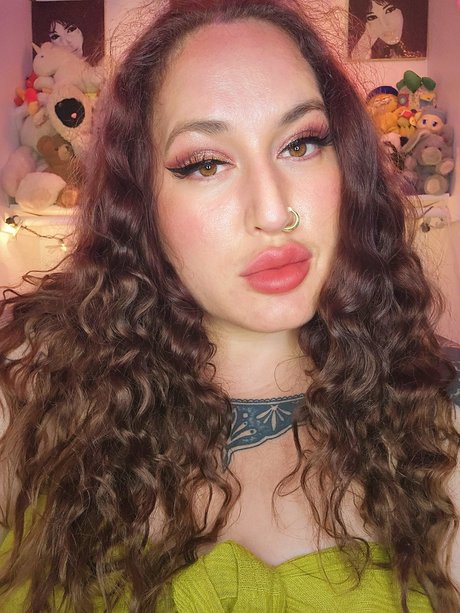Nahá fotka uniklých OnlyFans od   