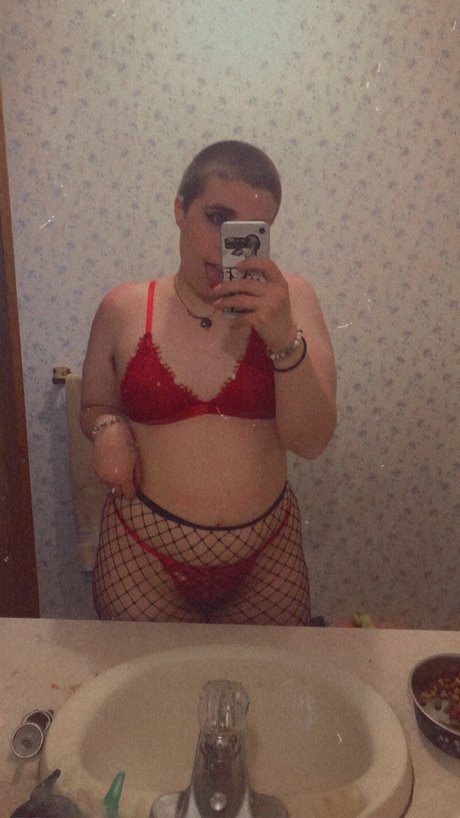 Foto nua vazada do OnlyFans de Willow