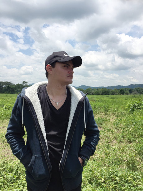 Foto nua vazada do OnlyFans de Bearhuntervzla
