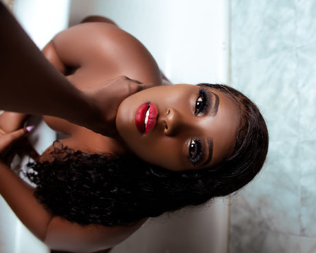 Naken läckt OnlyFans-bild av Blackdiamond