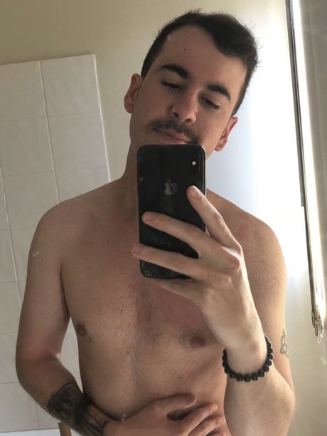Nahá fotka uniklých OnlyFans od Blake