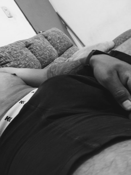 Alaston vuotanut OnlyFans-kuva Hot Boy 