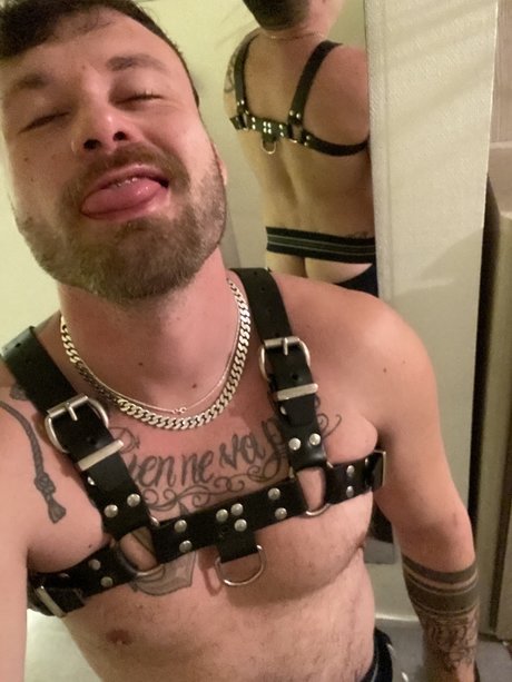 Photo nue de fuite OnlyFans de The Bear In Jocks 