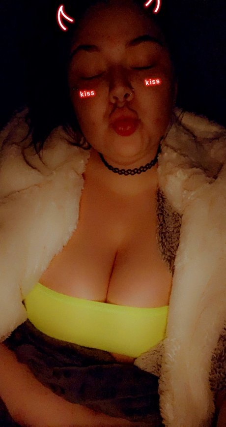 Naken läckt OnlyFans-bild av Merrygold