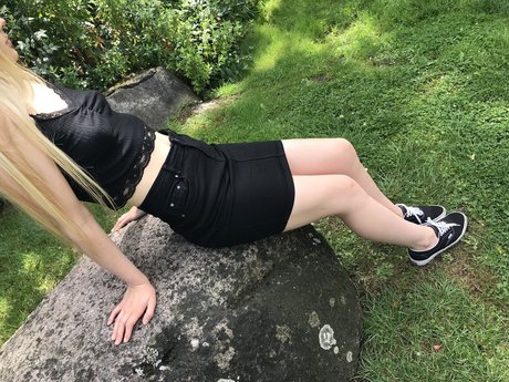 Nøgent lækket OnlyFans-billede af Mercedes Madelief Curiousgirl