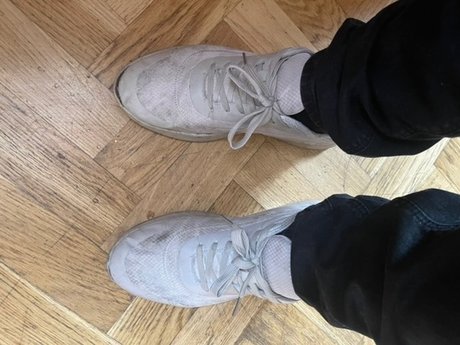 Alaston vuotanut OnlyFans-kuva Mens Feet