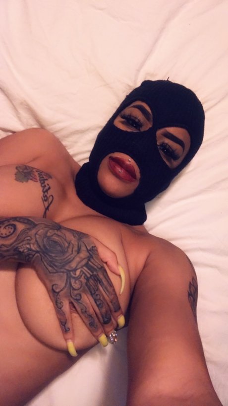 Nahá fotka uniklých OnlyFans od Memphizdior
