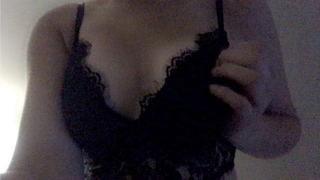 Foto nua vazada do OnlyFans de Bella Ramoz