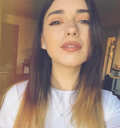 Nahá fotka uniklých OnlyFans od Shelbygraces