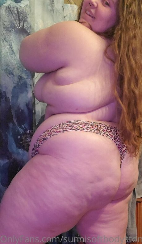 Sunnisoftbodystoner  nude leaked OnlyFans photo