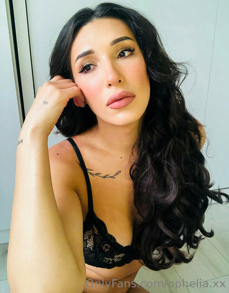 Naken lekkede OnlyFans-bilde av Opheliaxx