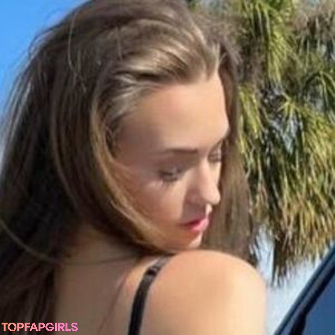 Foto di nudo di fuga di OnlyFans di Laura Sophie Muller #11