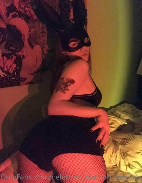 Обнаженная фотография утечки OnlyFans от Celebrityhannahmontana