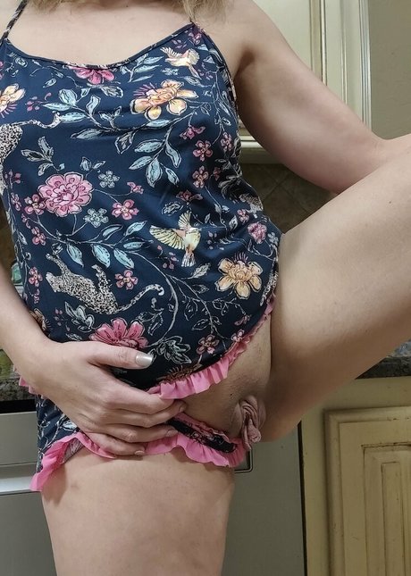 Nahá fotka uniklých OnlyFans od Temptresslure