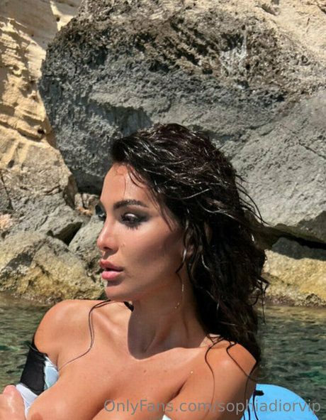 Naken lekkede OnlyFans-bilde av Sophiadiorvip
