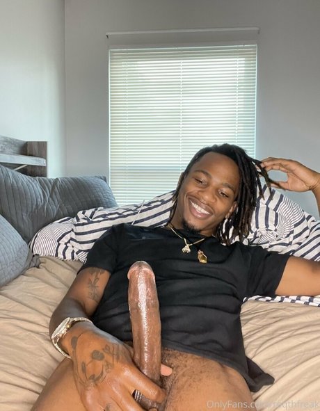 Alasti lekkinud OnlyFans-i pilt Reqthfreak
