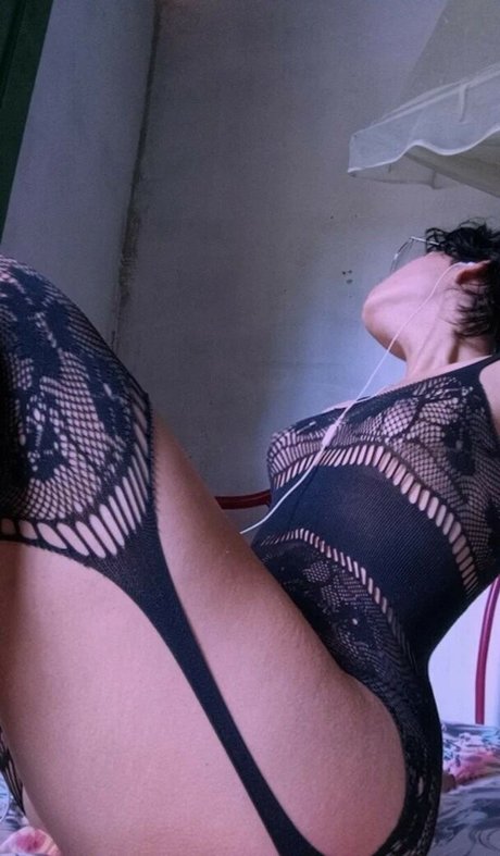 Nahá fotka uniklých OnlyFans od Lana Santhos