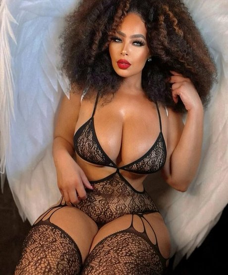 Sirensaysseduce  nude leaked OnlyFans photo