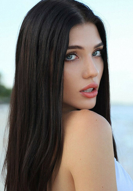 Alina Enero OnlyFansリークヌード写真
