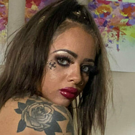Thehollyhendrix