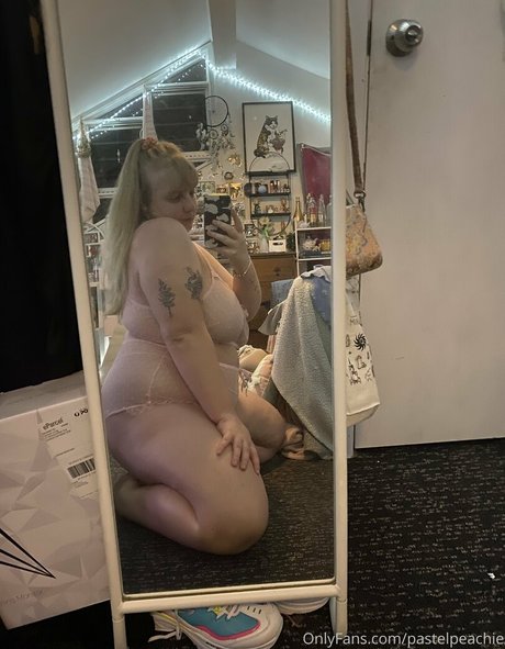 Pastelpeachie