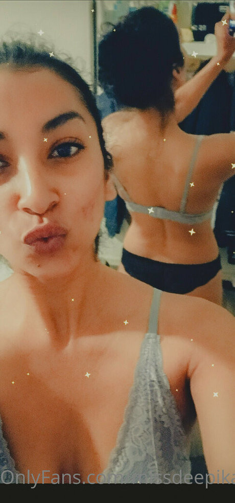 Naken lekkede OnlyFans-bilde av Missdeepika
