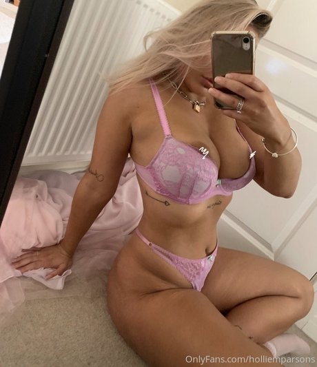 Hollie M Parsons