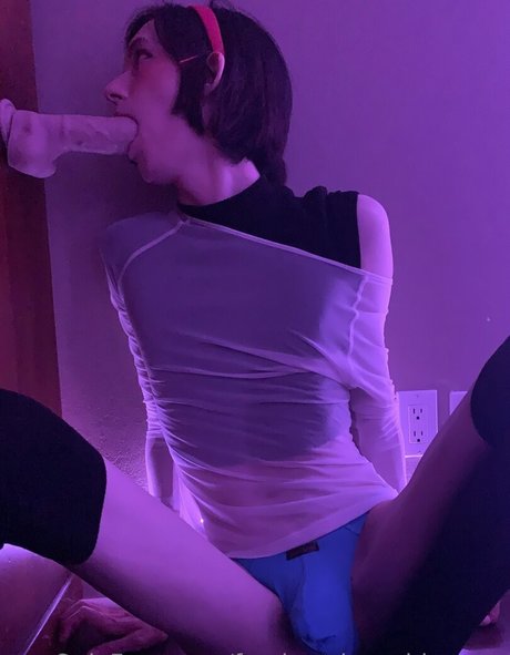 Femboycherryblossom