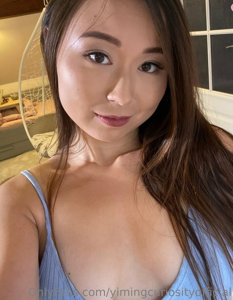 Yimingcuriosityofficial  nude leaked OnlyFans photo