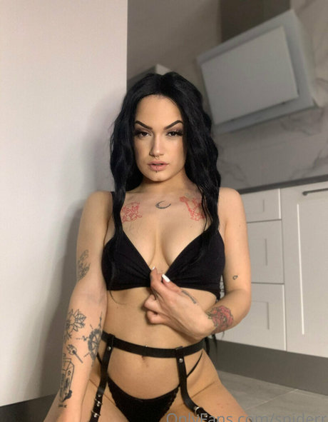 Nahá fotka uniklých OnlyFans od Sniderr