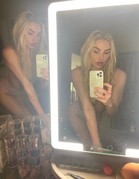 Misskenzieanne