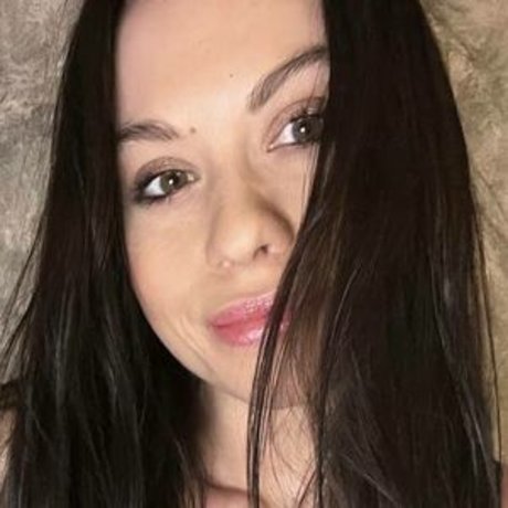 Naken lekkede OnlyFans-bilde av Yoursabrisse