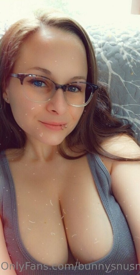 Nahá fotka uniklých OnlyFans od Bunnysnusnu