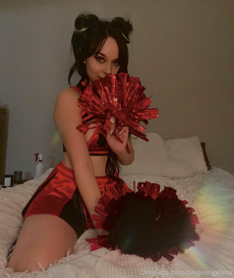Nahá fotka uniklých OnlyFans od Mavisjadexox