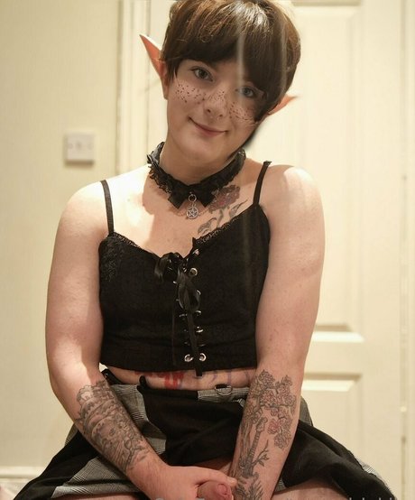 Transgirlakira