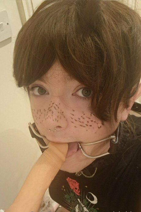 Transgirlakira