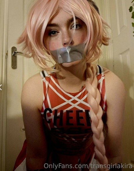 Transgirlakira