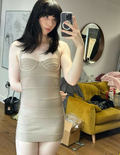 Foto desnuda filtrada de OnlyFans de Ickyypeach