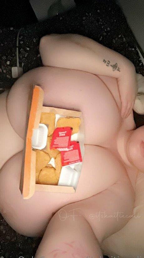Foto nua vazada do OnlyFans de Itskaitiecali