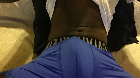 Nacktes geleaktes OnlyFans-Foto von Calvin