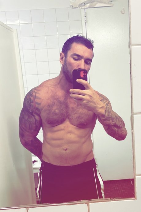 Naakte gelekte OnlyFans-foto van Shaunosnz