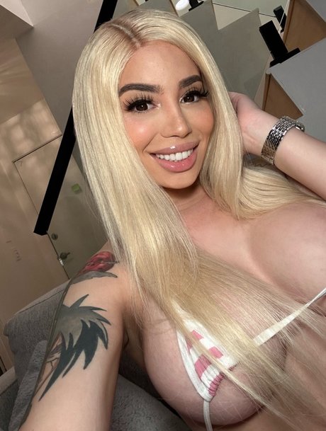 Photo nue de fuite OnlyFans de Andrea Anaconda  Heavy Shooter