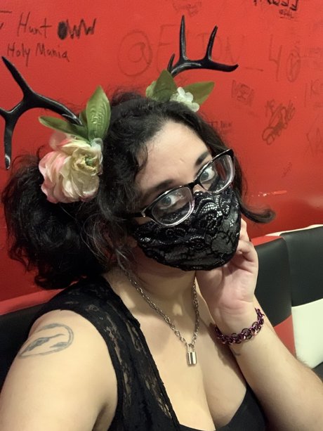Foto desnuda filtrada de OnlyFans de Mia Brujita