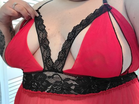 Naken läckt OnlyFans-bild av Michelle Loren