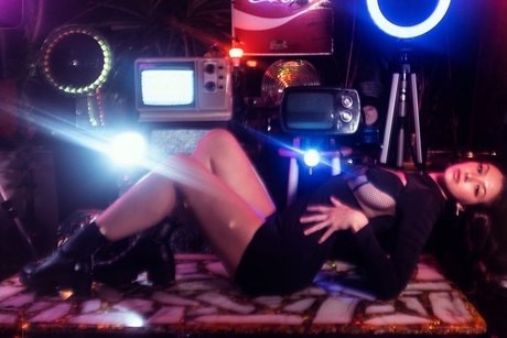 Alaston vuotanut OnlyFans-kuva Dhania