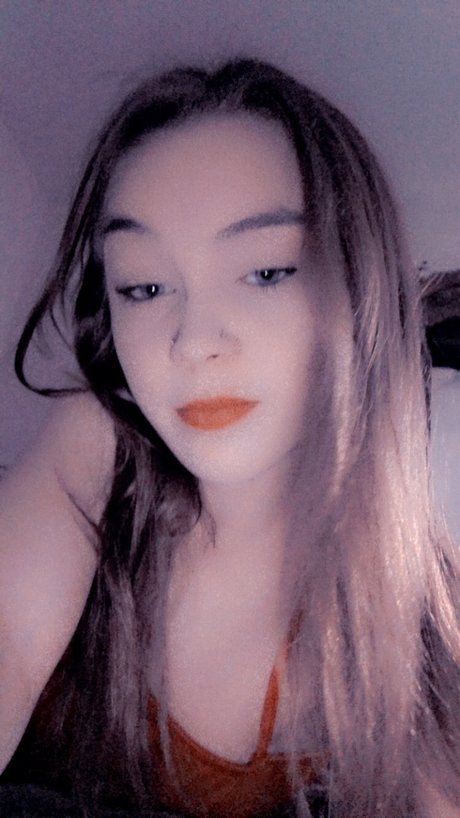 Naken läckt OnlyFans-bild av Britt